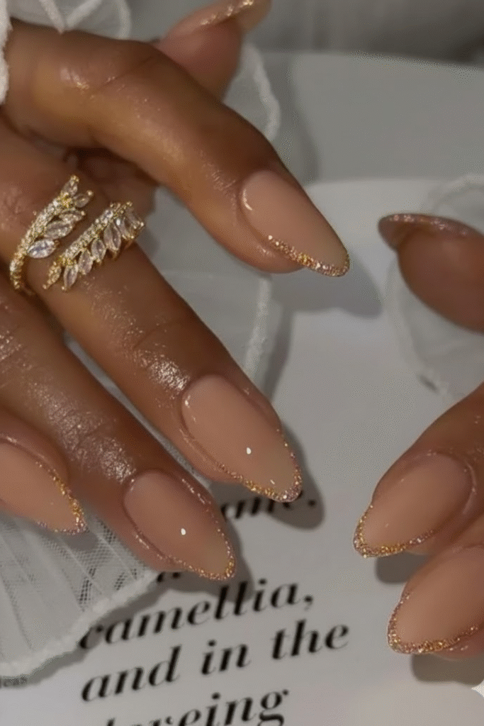 π
Channel Your Inner Goddess With This Opulent Nail Trend 20 Long almond press-on nails featuring a classic French tip design upgraded with molten gold chrome. This is the Gilded French look for a Quiet Luxury manicure.