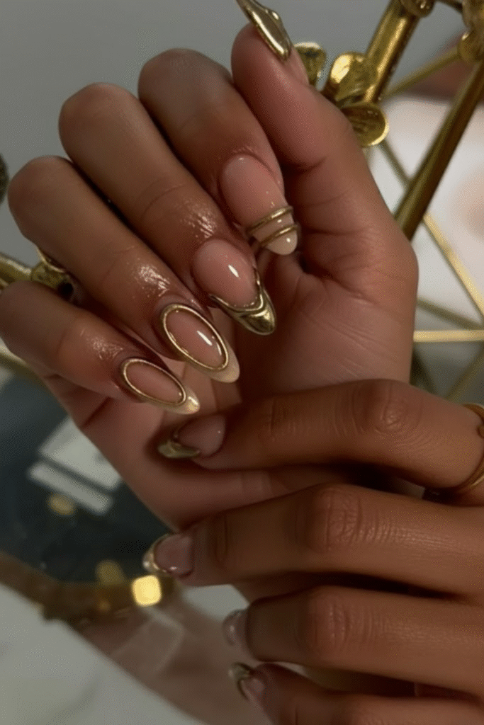 π
Channel Your Inner Goddess With This Opulent Nail Trend 2 Timeless press-on manicure featuring a clean sheer base and sculptural gold details. The epitome of Divine beauty and Goddess Core.